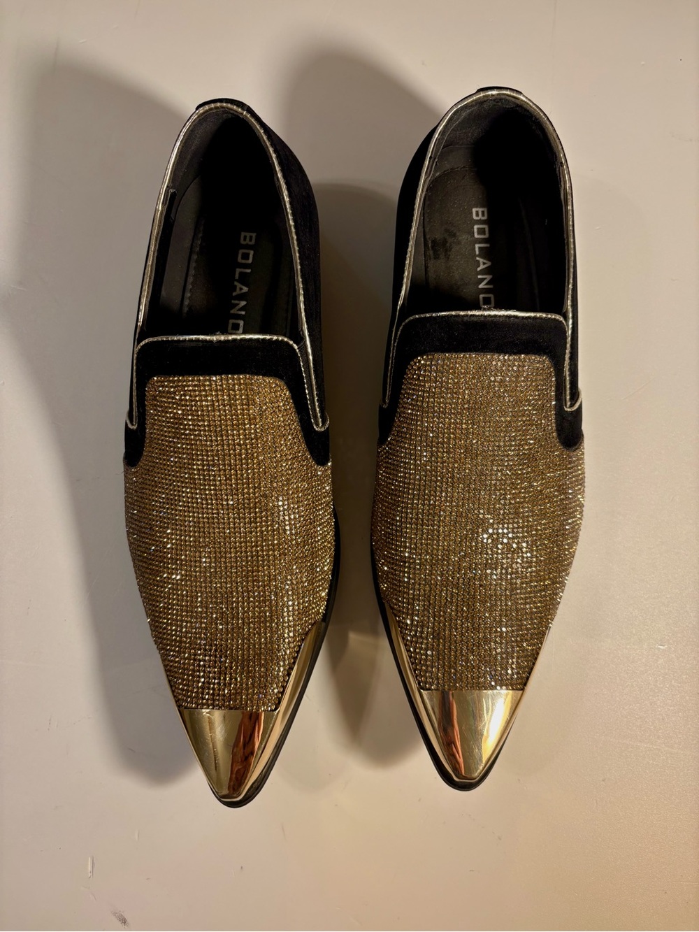Bolano men’s gold and black dress shoes